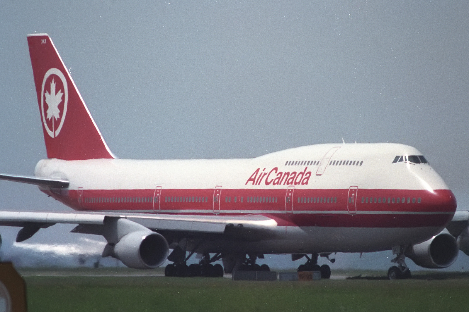 ファイル:C-GAGN Boeing 747-433M Air Canada (15096409705).jpg - Wikipedia