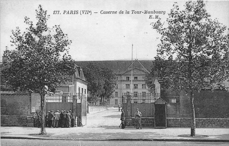 File:Caserne Tour-Maubourg Paris 1910.jpg