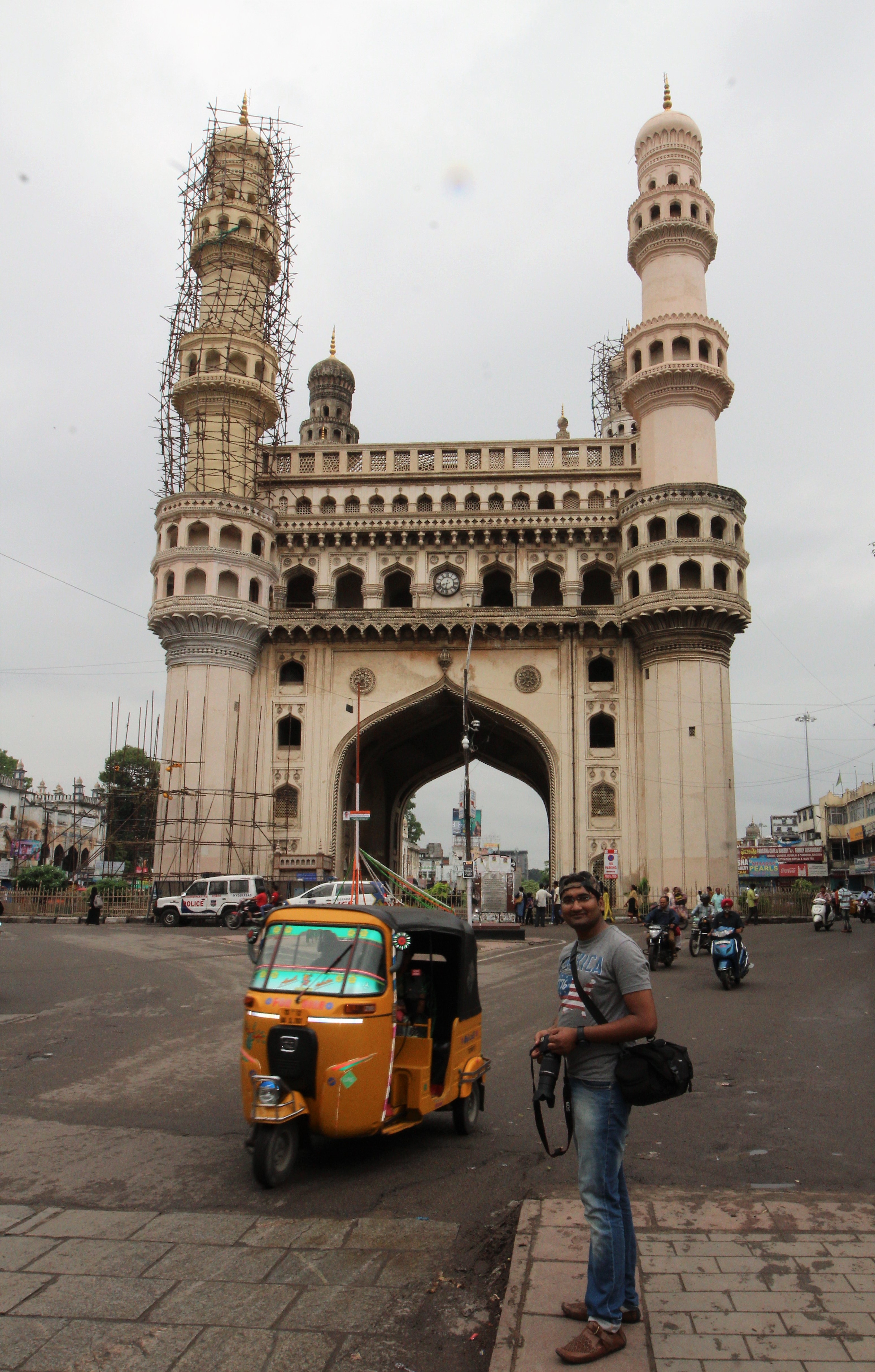 Latest Bangles Same Day Delivery | Hyderabad Charminar Exclusive Bridal  Bangle & Jewellery, Hyd life | Latest Bangles Same Day Delivery | Hyderabad  Charminar Exclusive Bridal Bangle & Jewellery, Hyd life FOR