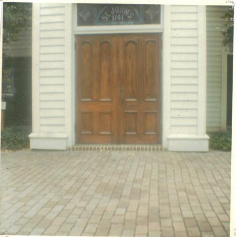 File:Entrance to St. John's Church, Richmond, VA.jpg