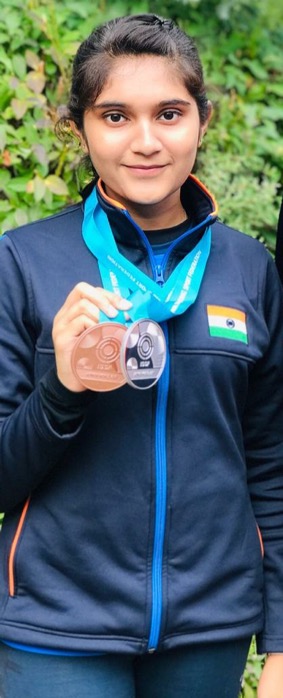 <span class="mw-page-title-main">Esha Singh</span> Indian amateur shooter (born 2005)