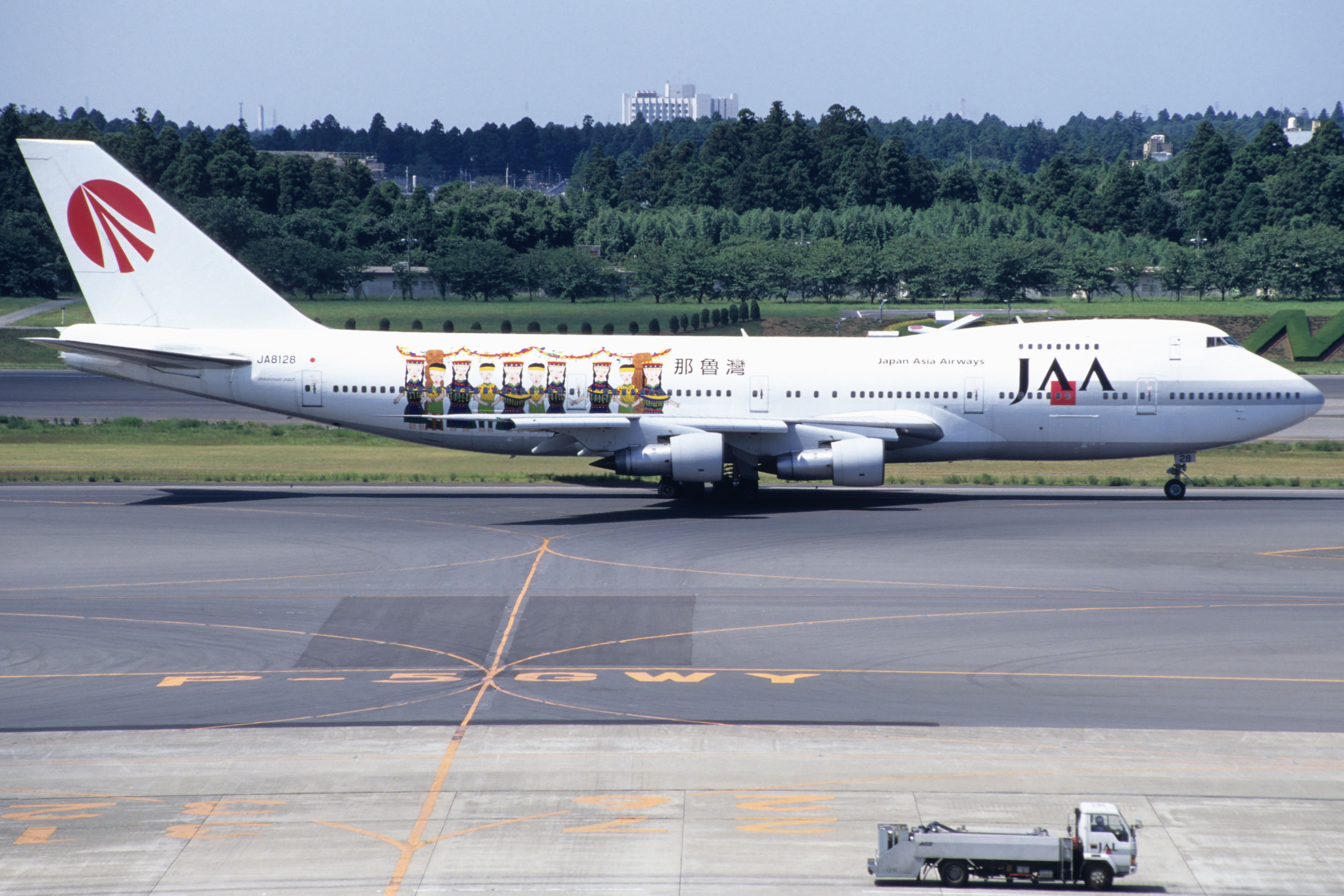 ファイル:Japan Asia Airways Boeing 747-146 (JA8128 21209 259