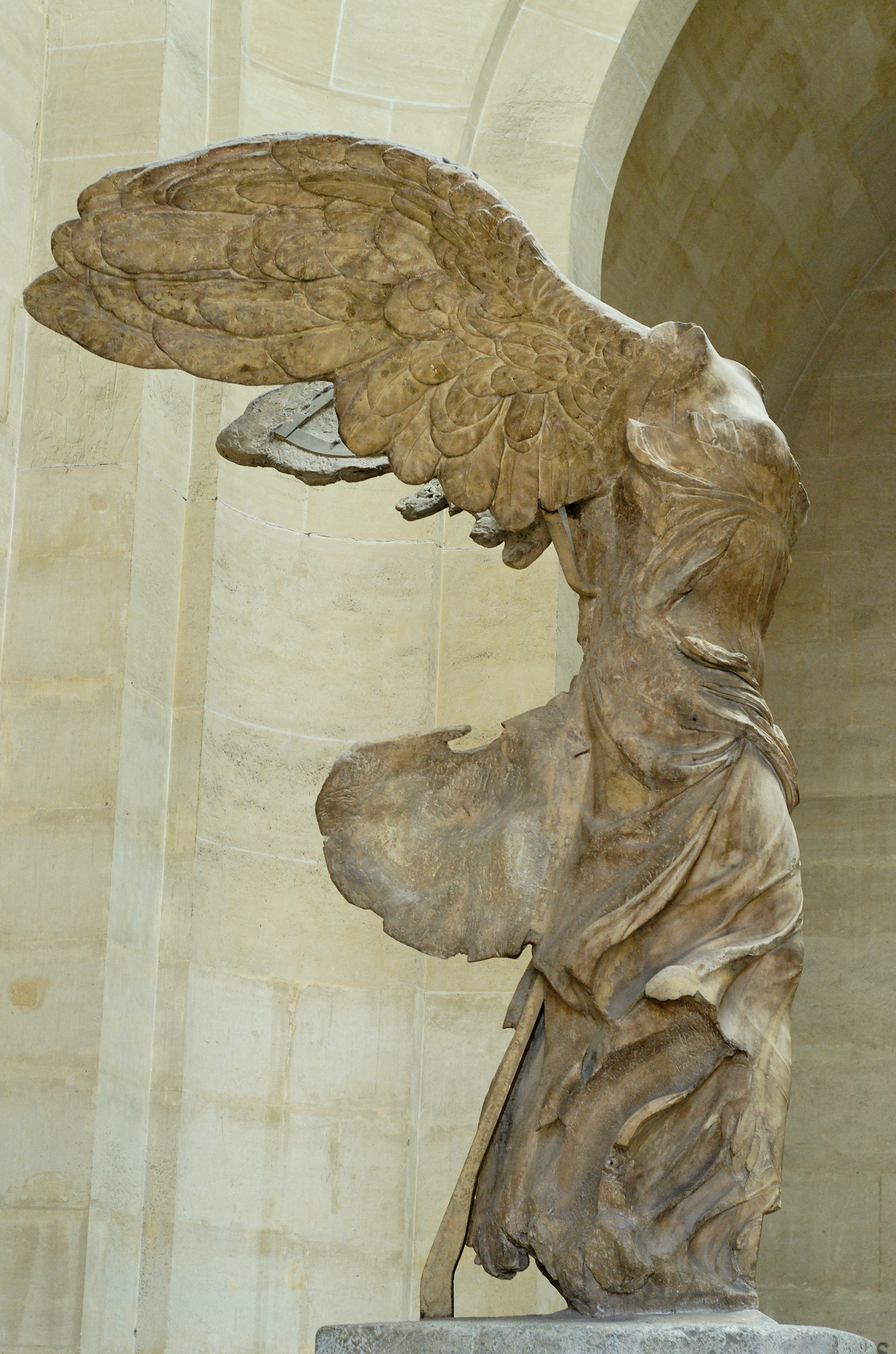 Extranjero antiguo A tientas File:Nike of Samothrake Louvre Ma2369 n3.jpg - Wikimedia Commons