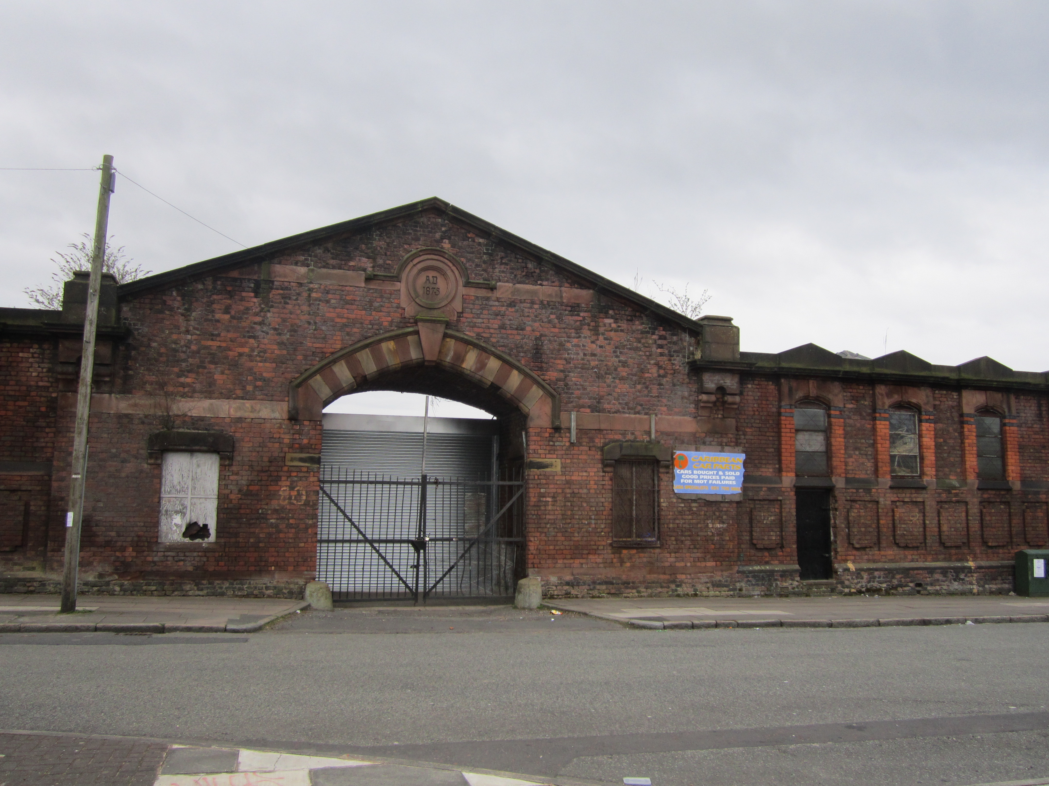 File Old building on Beaumont Street Liverpool 2 .JPG