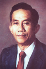Poto resmi liyanan saking Gubernur R. Soeprapto