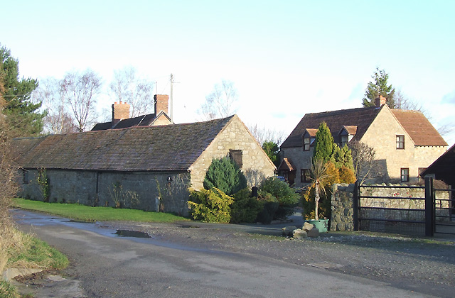 File:Renovated Farmhouse and Barns, Ruckley, Shropshire - geograph.org.uk - 632571.jpg