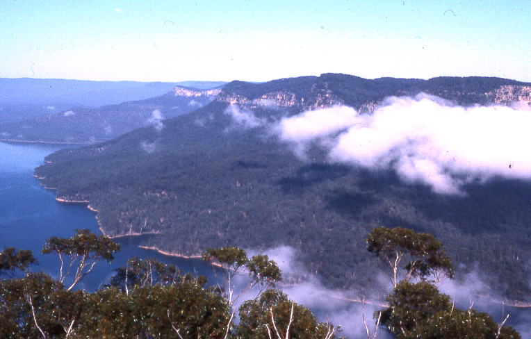 File:Tonalli Tablelands Blue Mountains-1.jpg