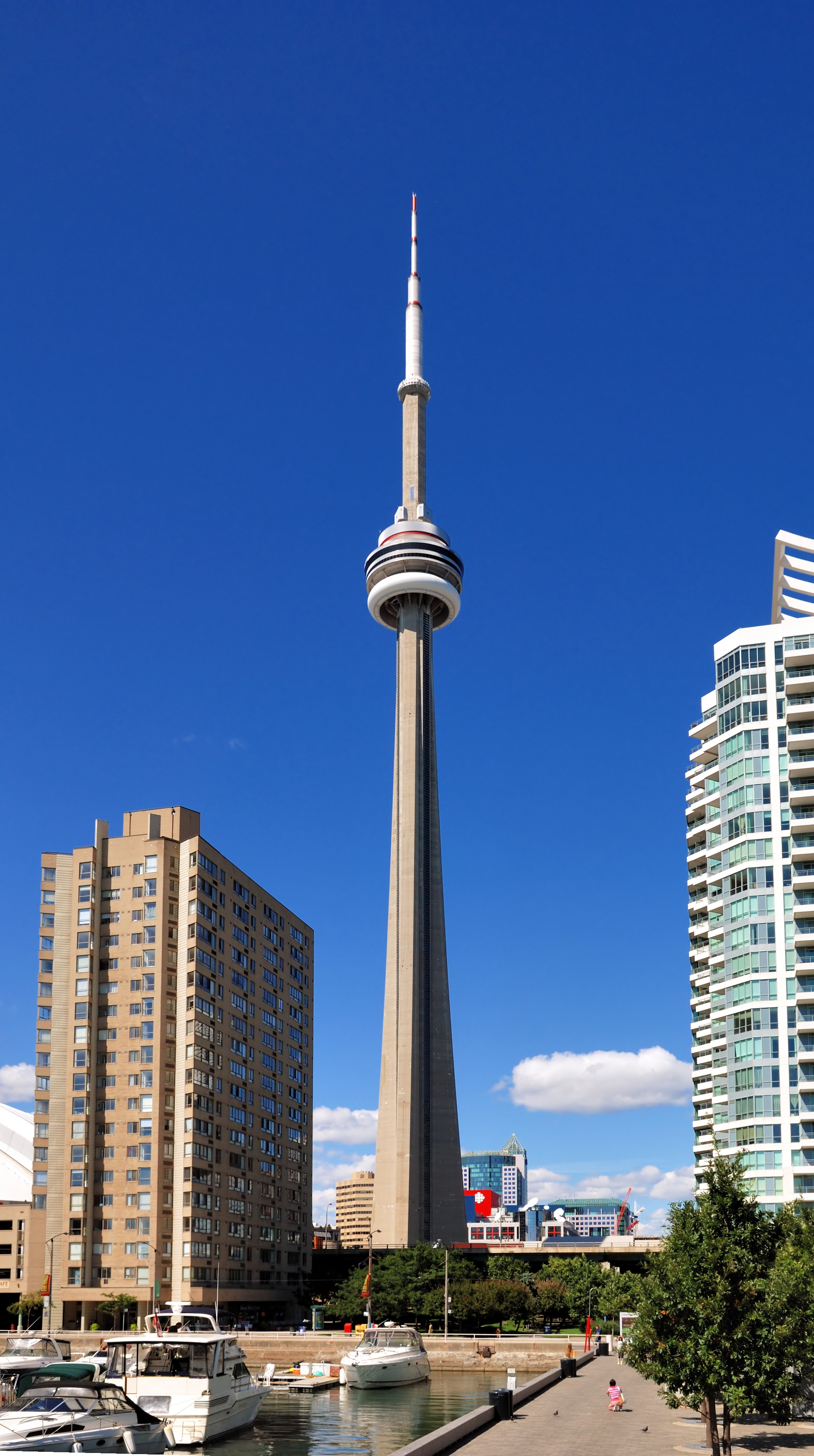Toronto - ON - CN Tower9.jpg