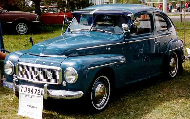 Volvo pv444