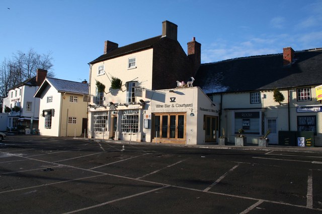 File:Zinis Wine Bar on the Market place - geograph.org.uk - 2208058.jpg