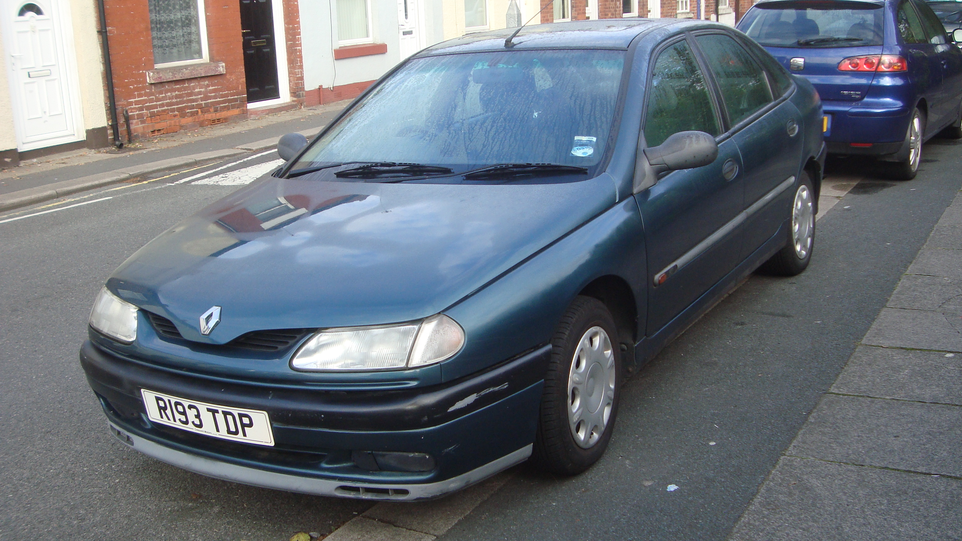 Renault 1997. Рено Лагуна 1997. Рено Лагуна 2. Рено 1997. Рено 19 1997 года.