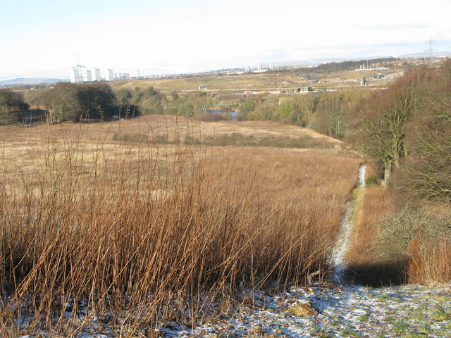 File:A straight section of the Clyde Walkway (geograph 1687495).jpg