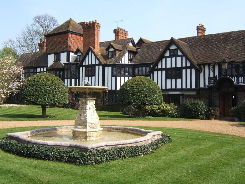 File:Ascott House 01.jpg