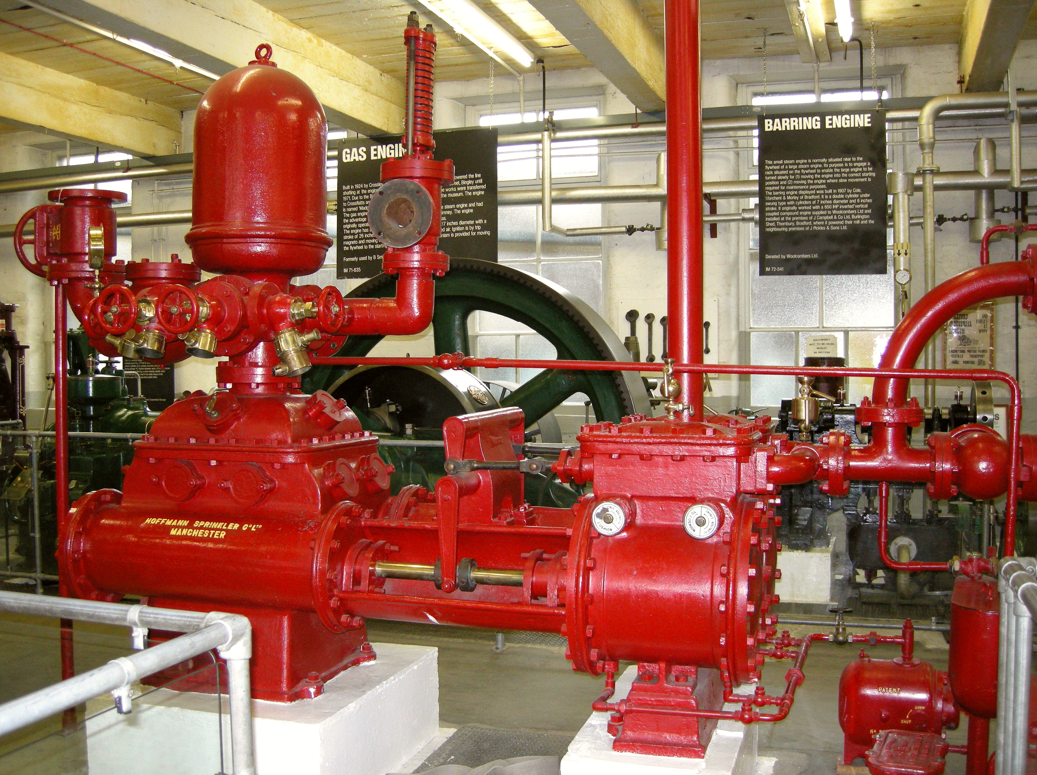 Двигатель бара. Industrial Museum. Gas engine. Бар агрегат. Bristol Industrial Museum.