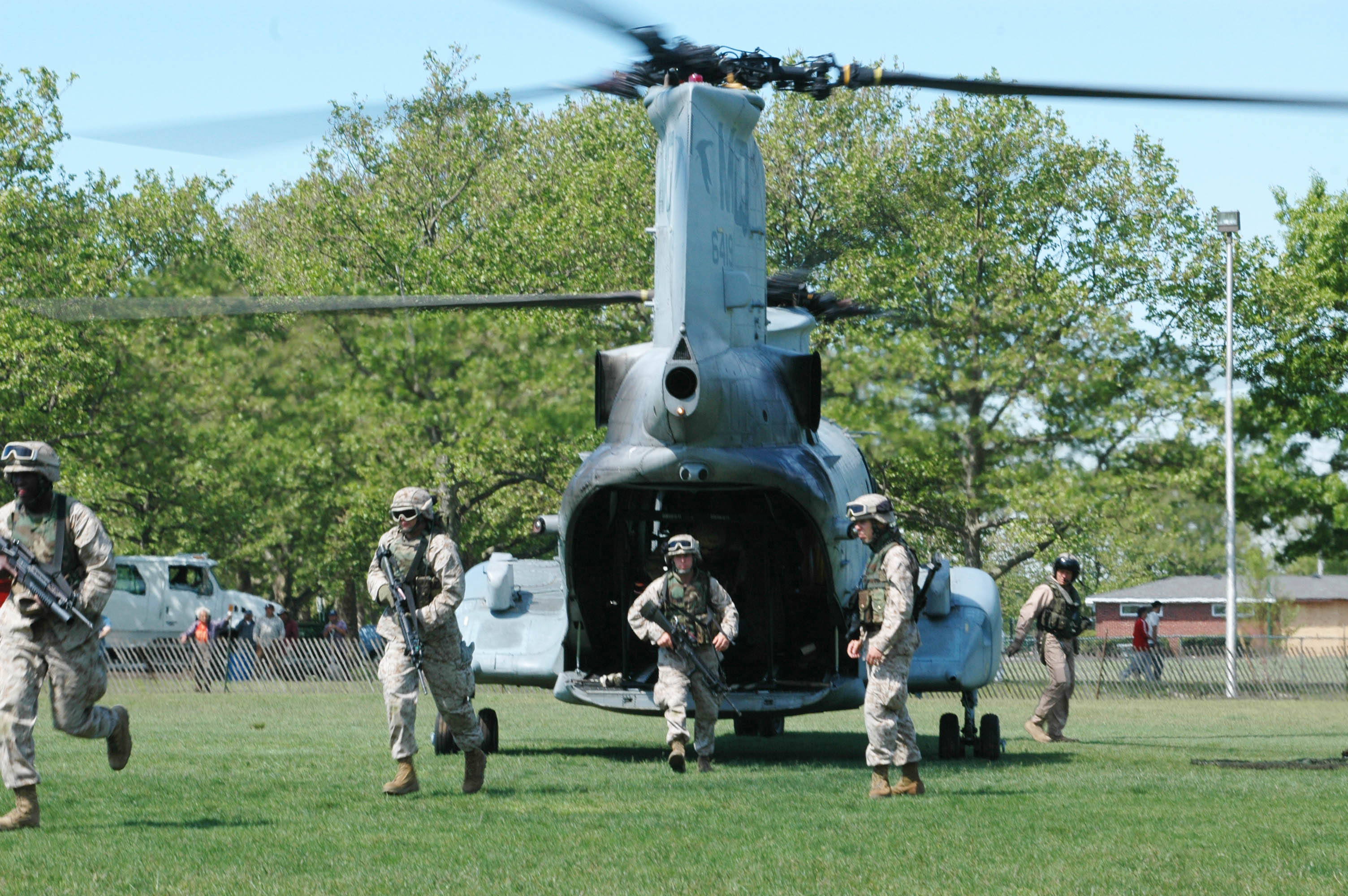 Ch-46 Ramp Gunner.