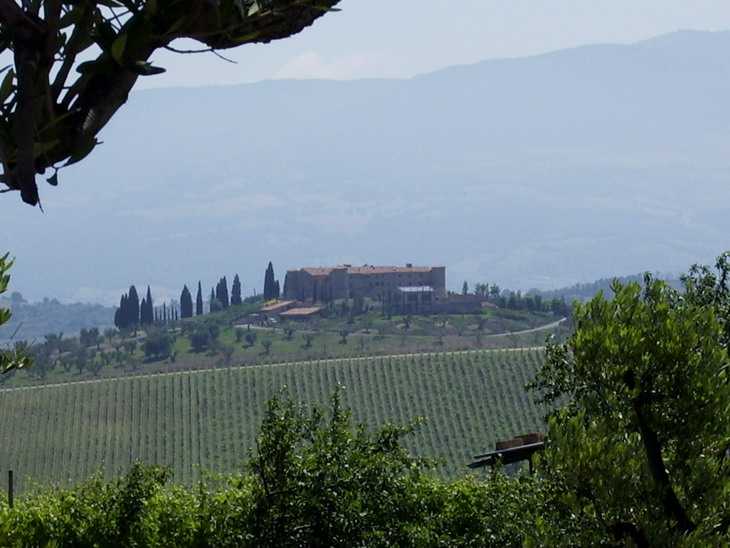 File:Castello di Colle Massari (GR).jpg