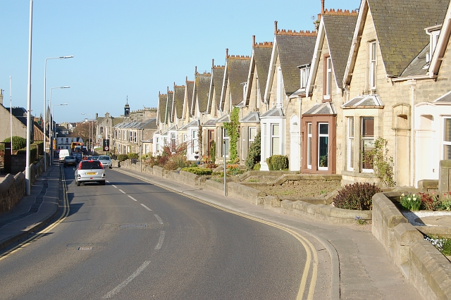 File:Crail Road, Anstruther - geograph.org.uk - 159413.jpg