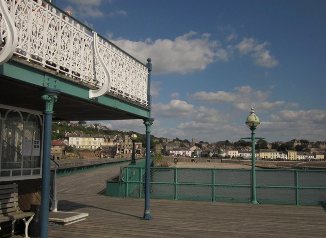 File:End of the pier, Clevedon - geograph.org.uk - 3502537.jpg