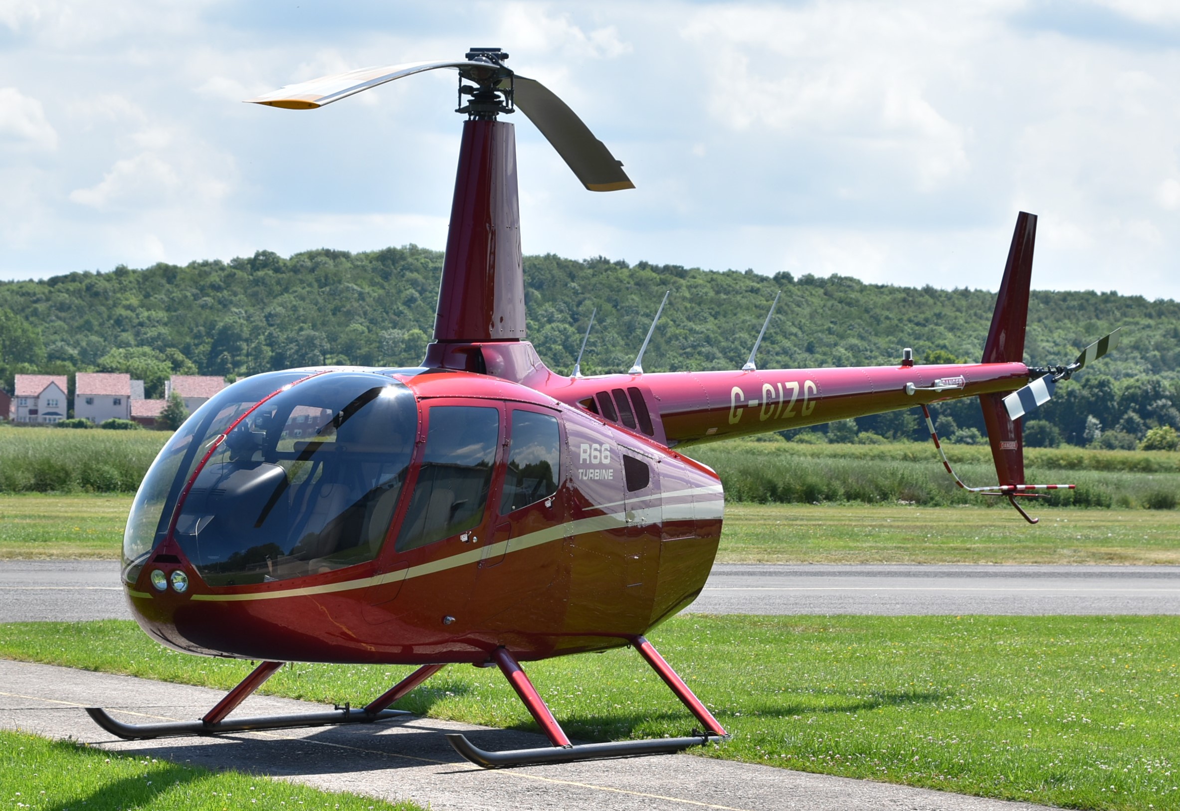 Robinson Helicopters  Wellesbourne Mountford