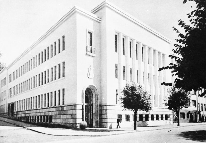 File:Kauno prekybos, pramonės ir amatų rūmai, 1939.jpg