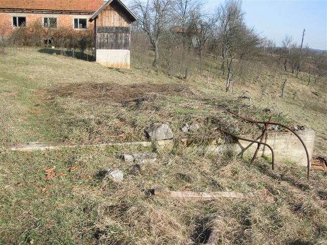 2003: Ruine bei Karlovac nach der kroatischen Operation"Oluja"