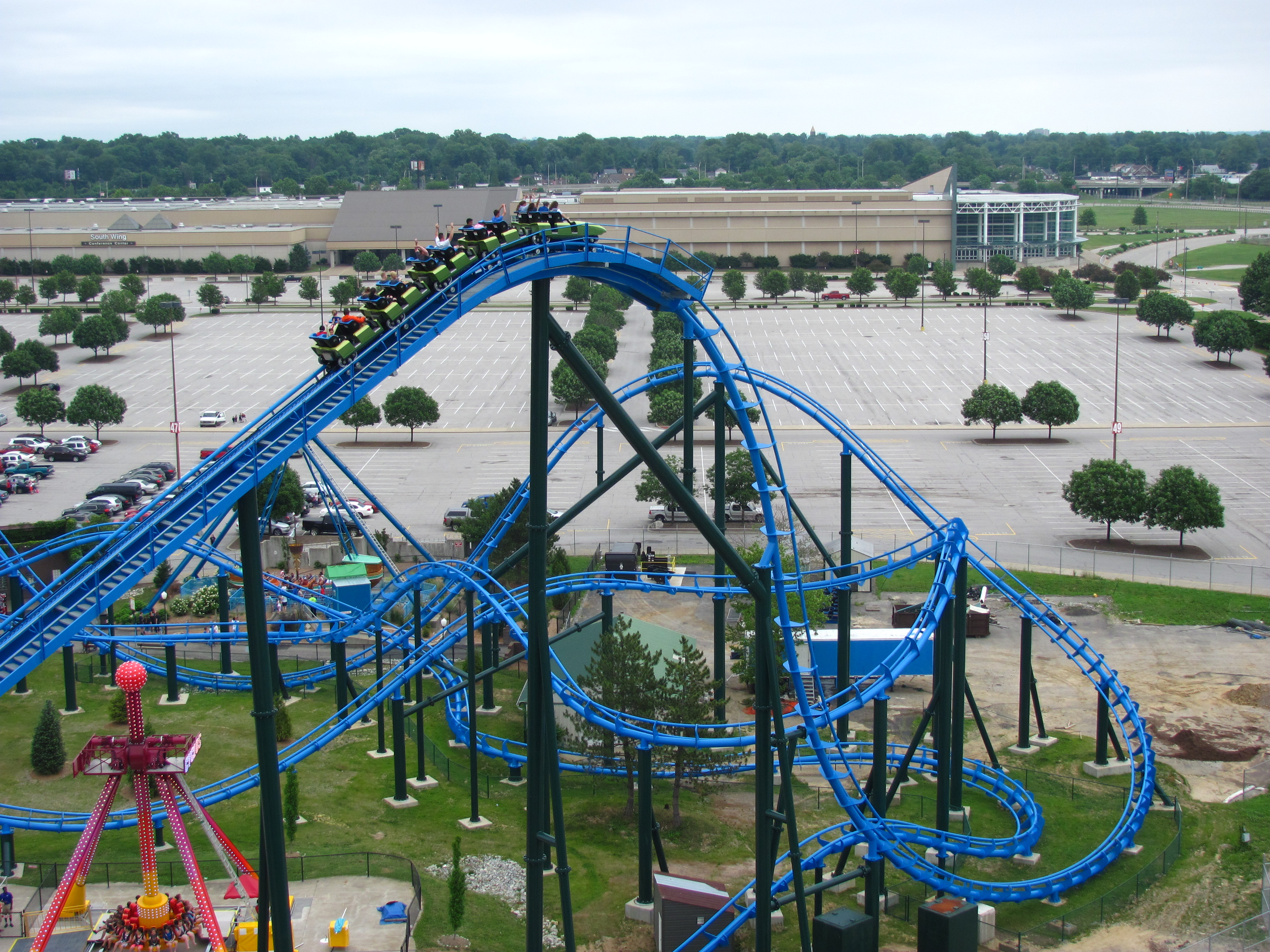 Wing Coaster - Wikipedia