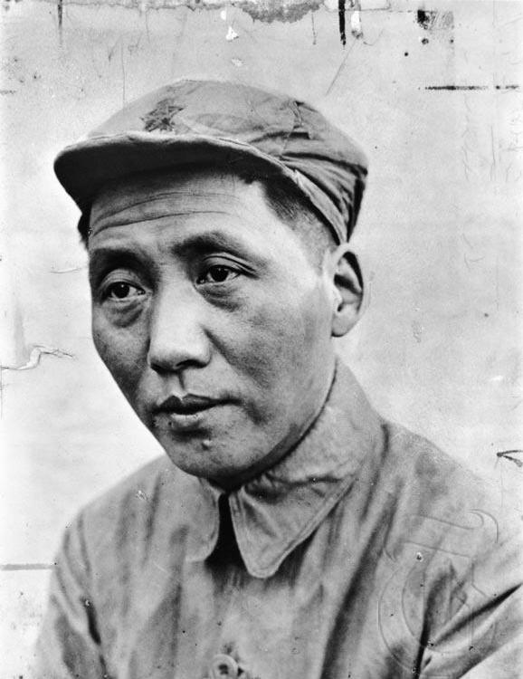 File:Mao Zedong, 1935.jpg - 维基百科，自由的百科全书