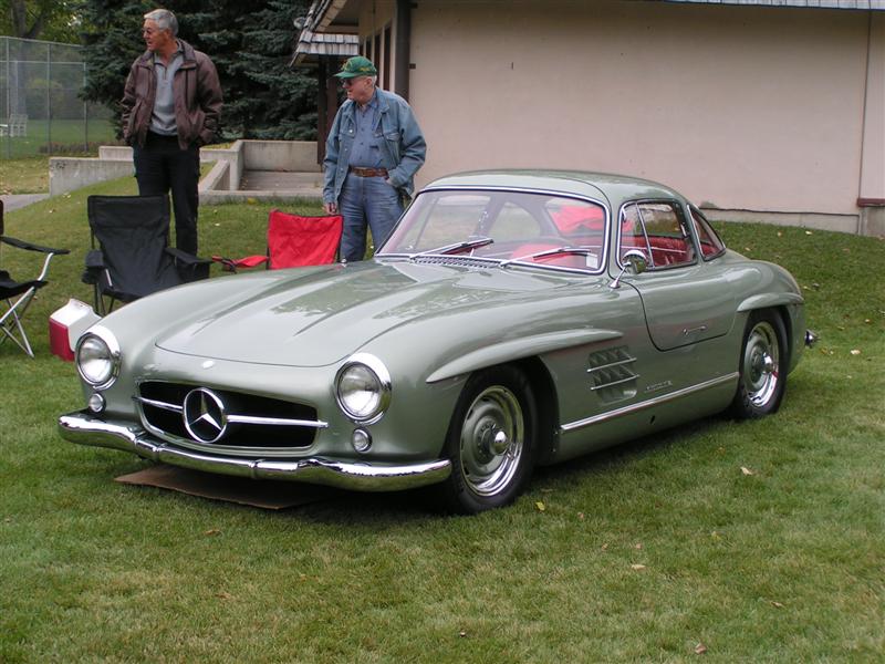 File:Mercedes 300SL Gullwing (250993039).jpg