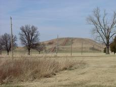 File:Monks Mound.jpg