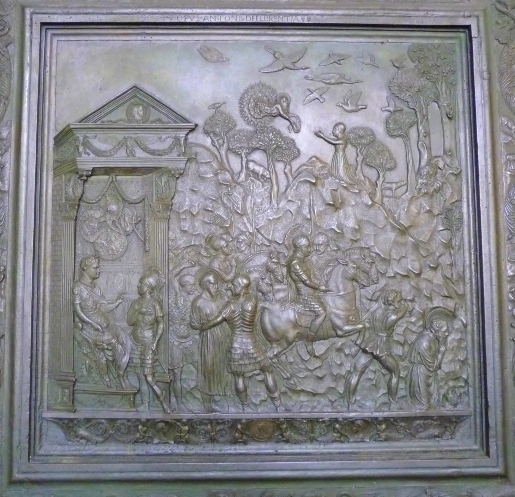Scene fra Porta Filarete i Peterskirken