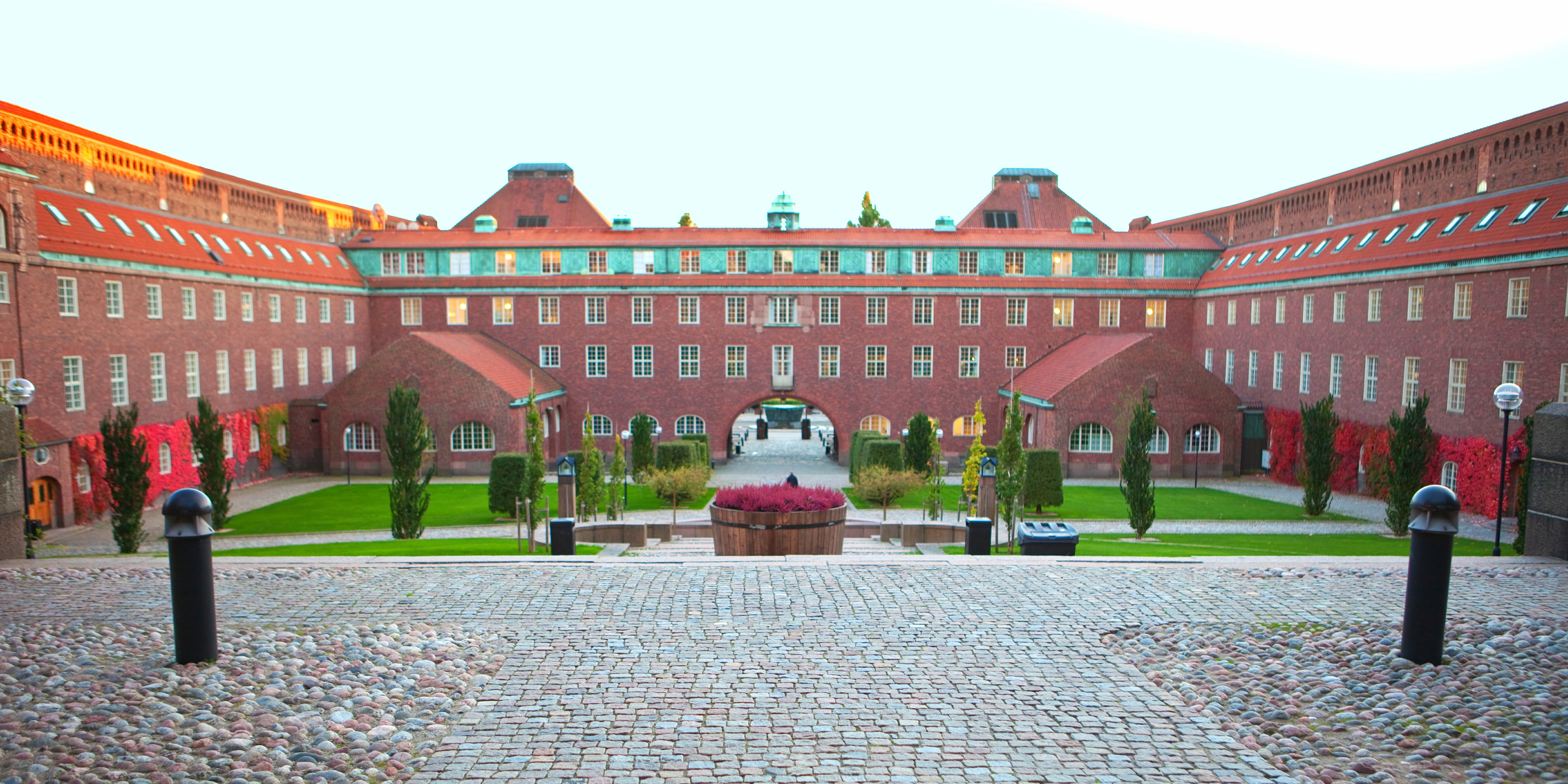 Стокгольмский университет. Королевский Технологический институт KTH. Королевский университет Швеции. Королевский Технологический университет Стокгольма. Королевский Технологический институт, Стокгольм, Швеция.