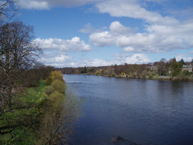 The Tay at Perth - geograph.org.uk - 3444133