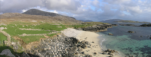 File:Tighnan Cailleachan Dubha - geograph.org.uk - 267065.jpg