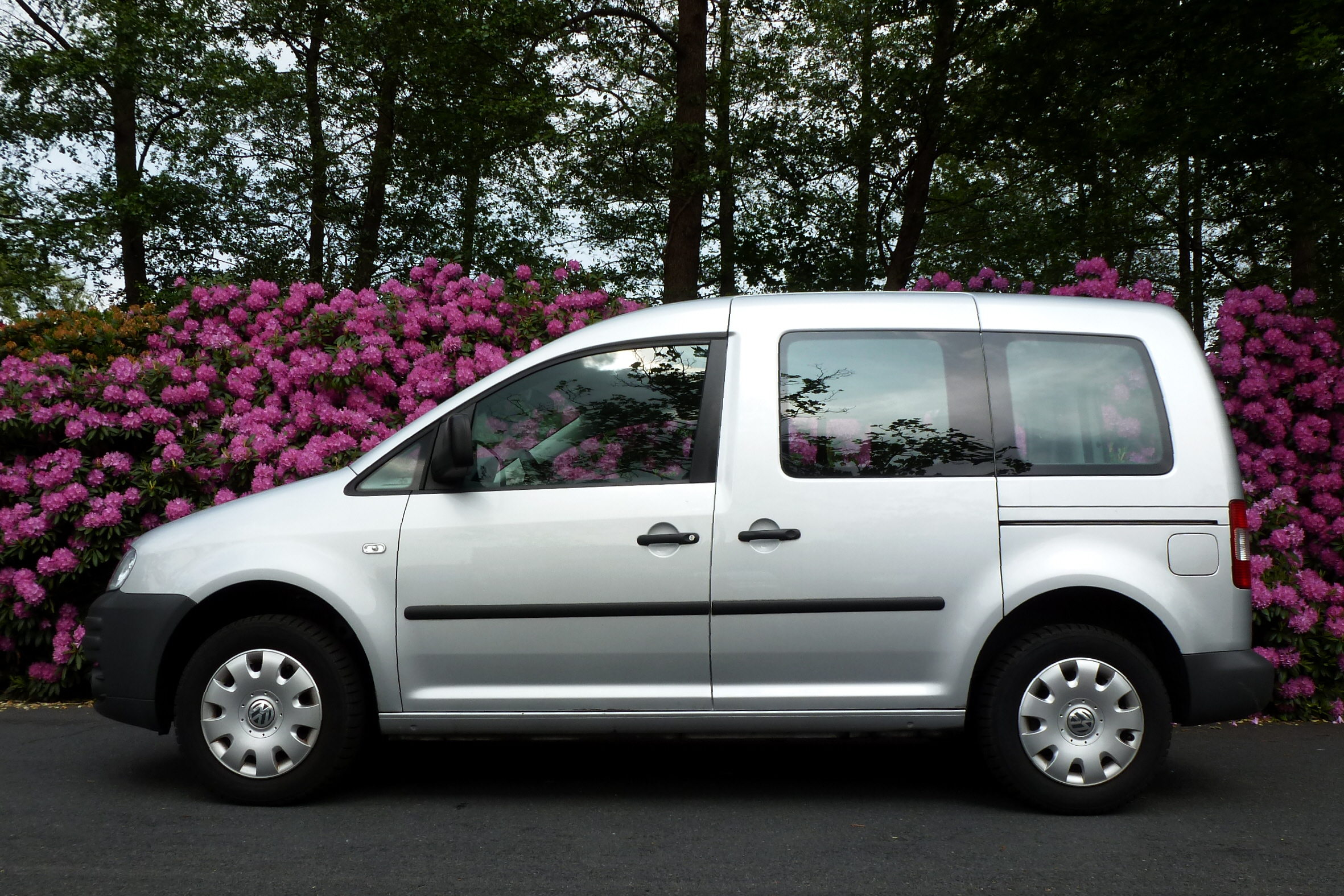 volkswagen caddy life