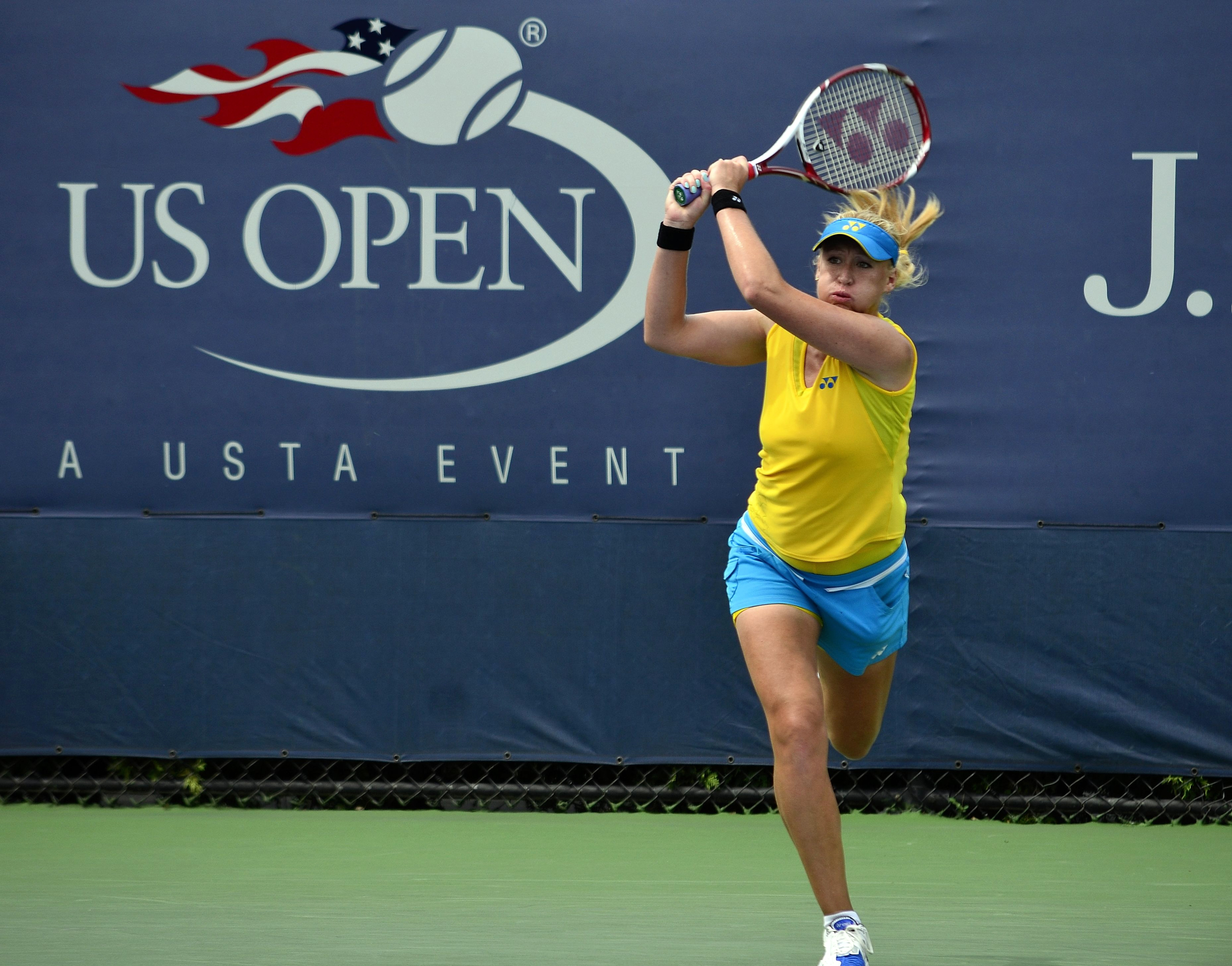 Индиан опен теннис. Us open Tennis награда. Siberia open теннис. Санкт-Петербург опен теннис логотип.