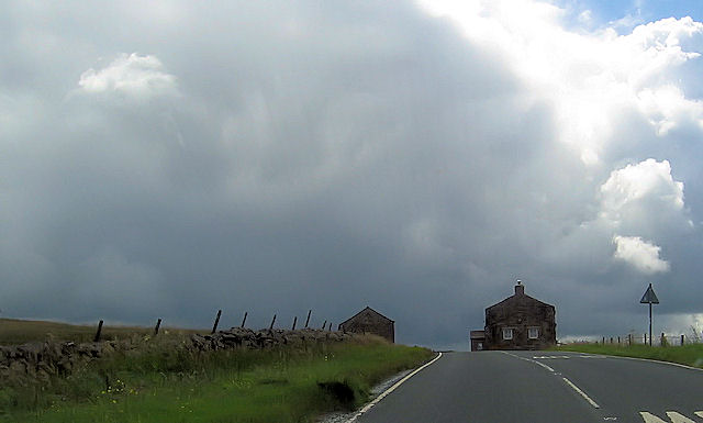 File:B6255 approaching farm at High Bridge - geograph.org.uk - 3085789.jpg