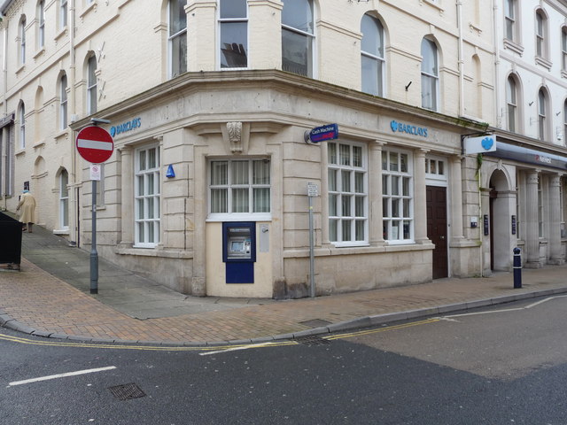 File:Barclays, No.136 The High Street, Ilfracombe. - geograph.org.uk - 1269162.jpg