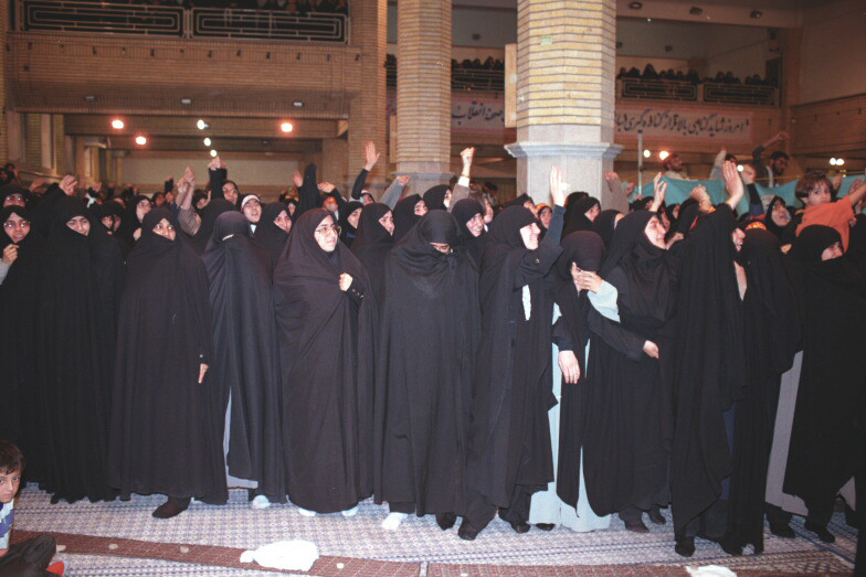 File:Basiji Students meeting with Supreme Leader of Iran, Ali Khamenei - September 4, 1999 (4).jpg