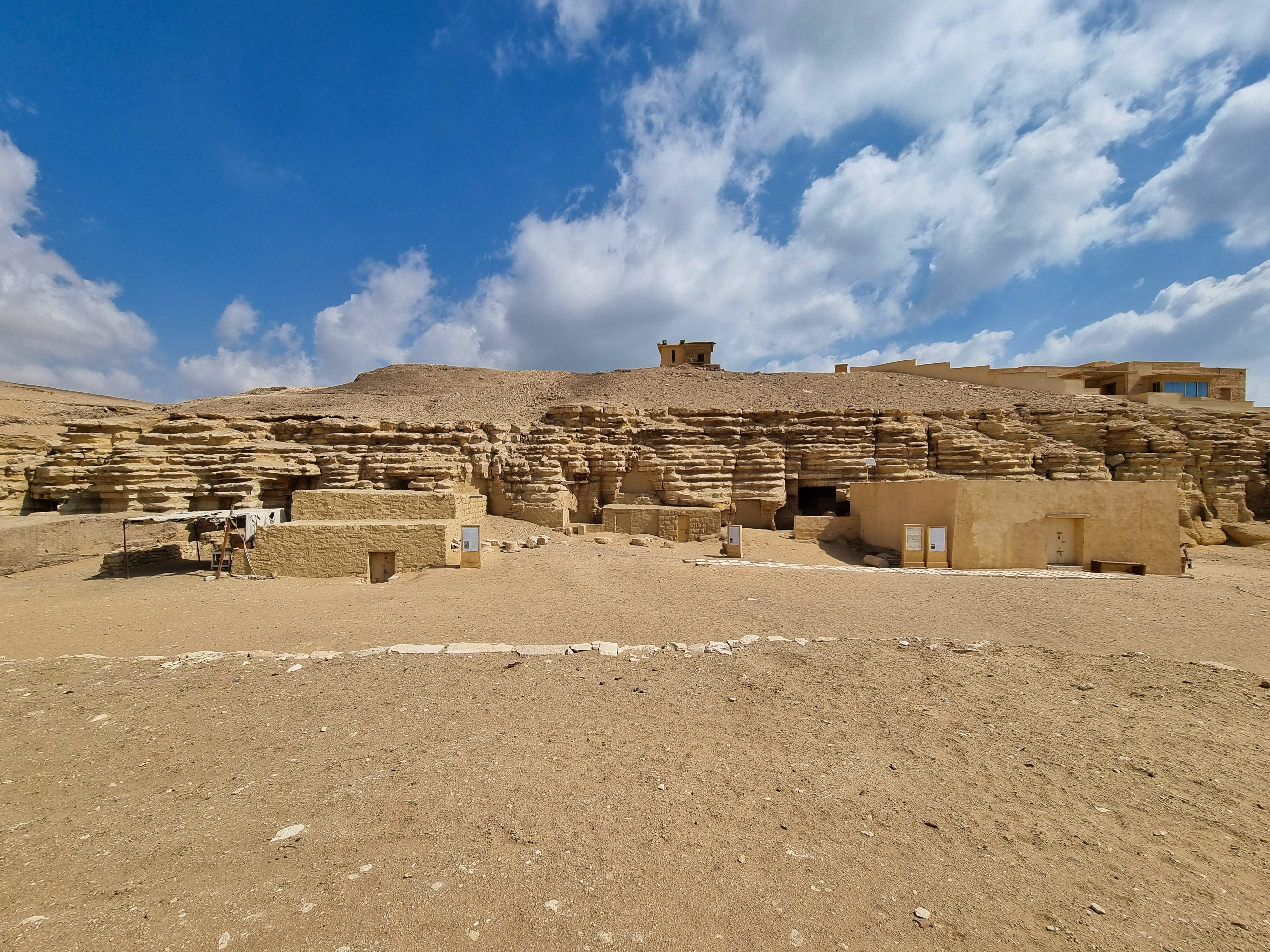 Файл:Bubasteion, Saqqara (1).jpg