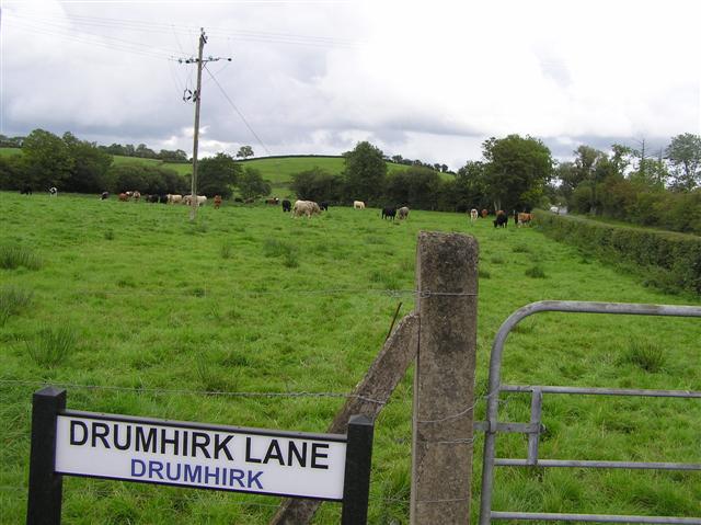 File:Drumhirk Lane - geograph.org.uk - 239154.jpg