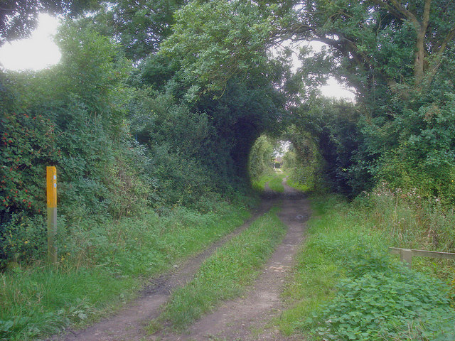 File:Entrance to Featherbed Lane - geograph.org.uk - 1478538.jpg