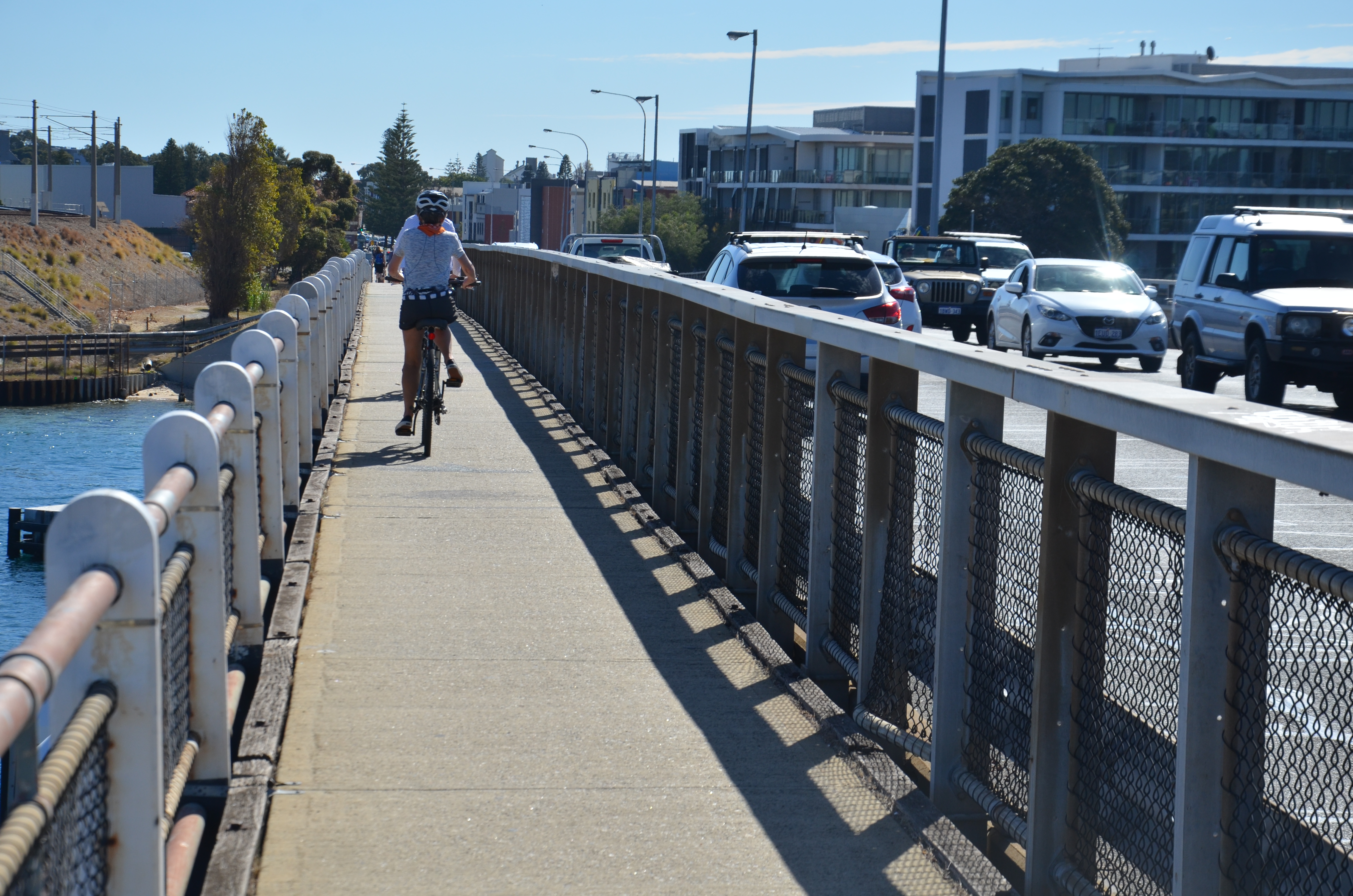 Traffic bridge