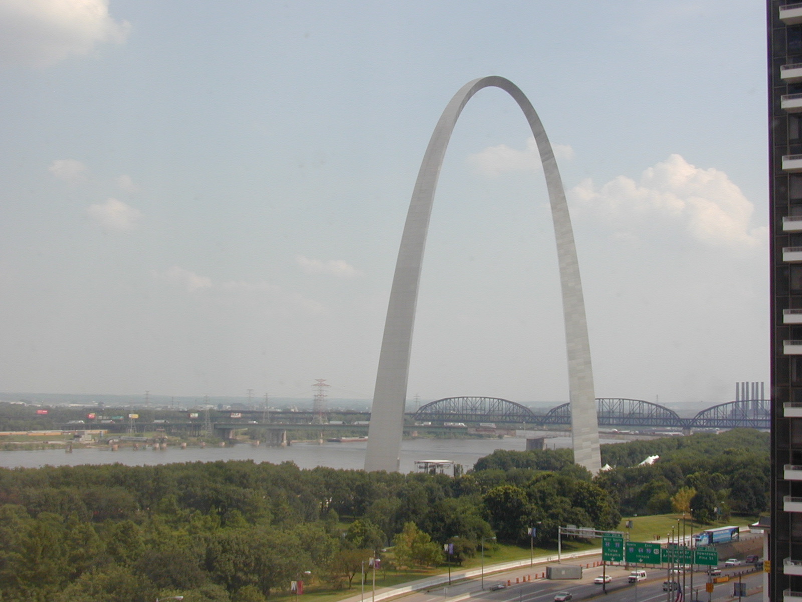 Gateway Arch, St. Louis, Missouri, USA - YouTube