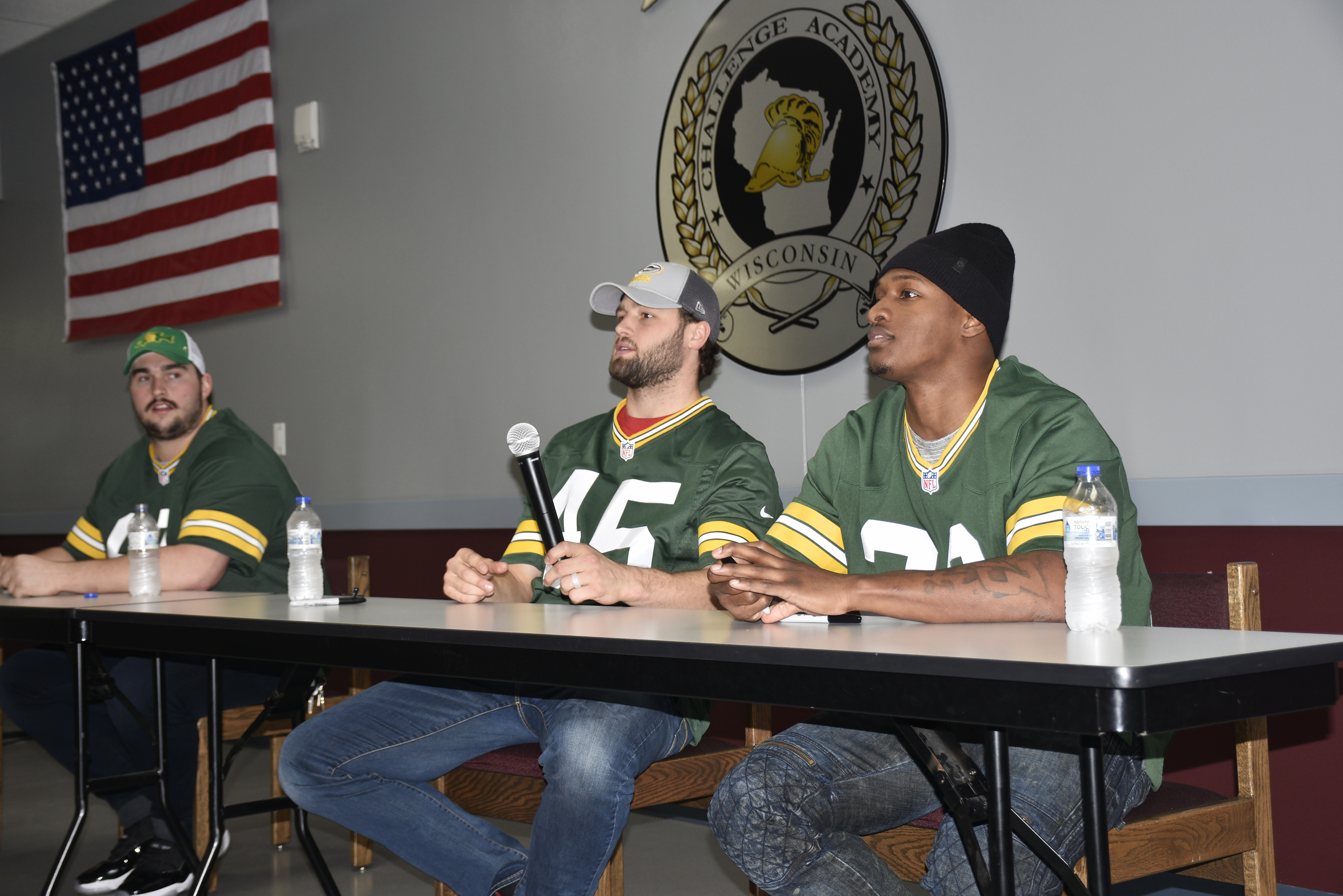 Datei Green Bay Packers Visit Challenge Academy 38028700024 Jpg