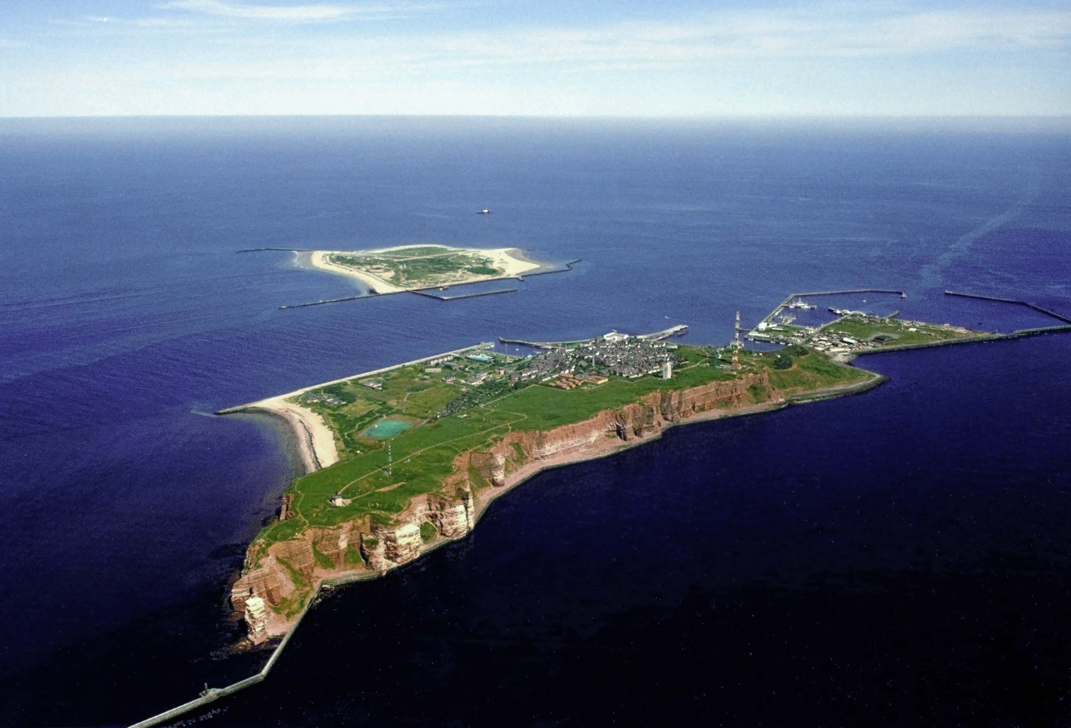 Северное море острова. Гельголанд. Хельголанд Германия. Helgoland остров. Остров Гельголанд в Северном море.