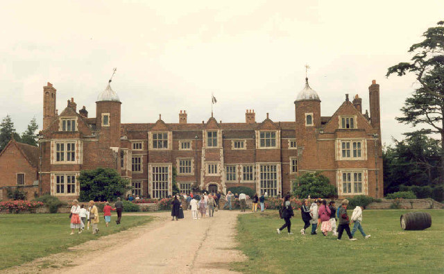 Kentwell Hall - geograph.org.uk - 115012