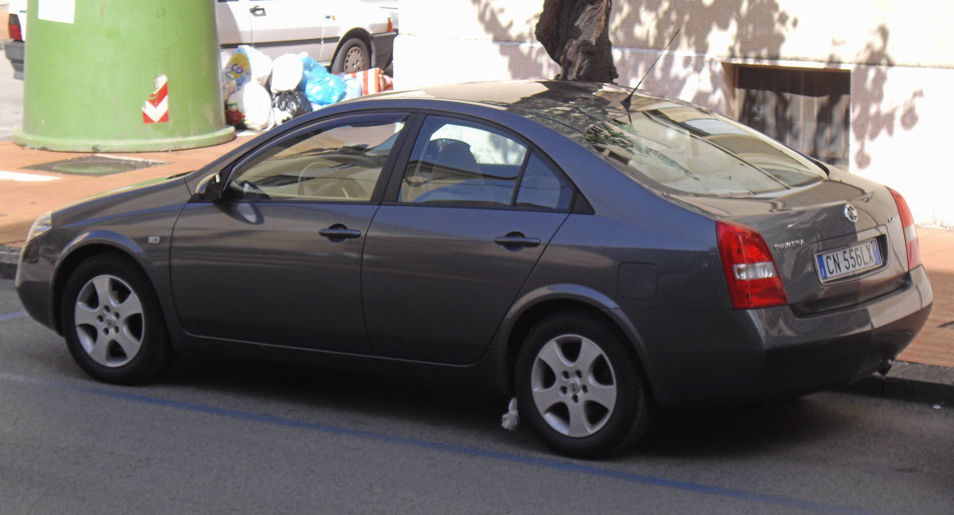 Nissan primera sedan #7