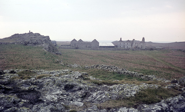 File:Old farm buildings, Skomer - geograph.org.uk - 1444859.jpg