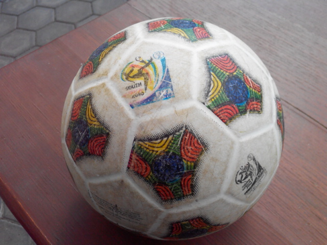 File:Replica Football 2010 fifa 2014-08-16 10-10.jpg