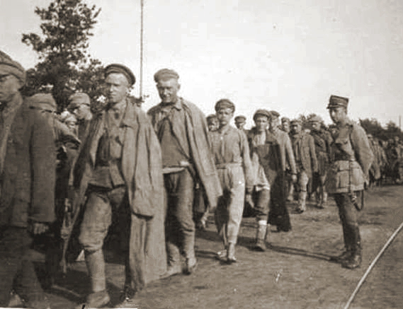 File:Soviet prisoners of 1920 war - Rembertow (Poland).jpg